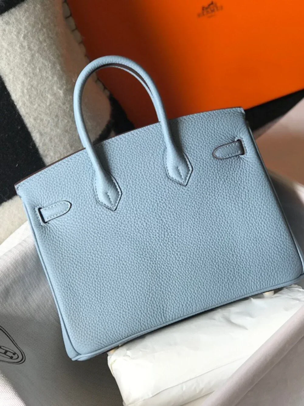 Classic Hermes Bags: A Stylish and Versatile Choice for Elegance